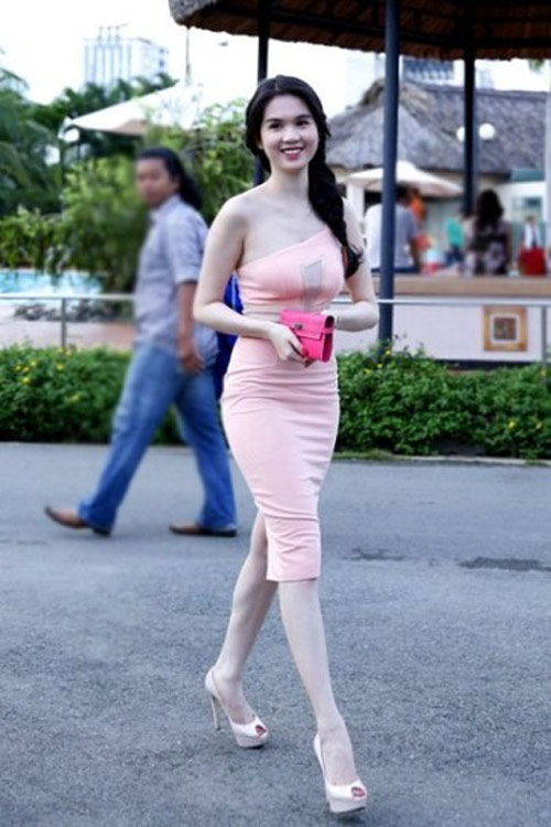 Ngọc Trinh,Lý Nhã Kỳ,Andrea,Elly Trần