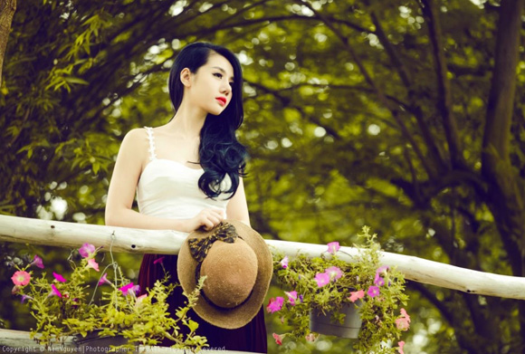 Bella Nguyễn,Hot teen Hà Thành