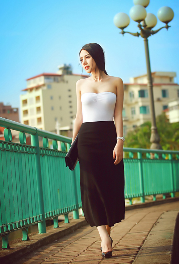 Bella Nguyễn,Hot teen Hà Thành
