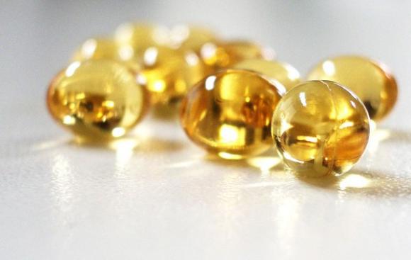 Làm đẹp,mật ong,ghệ tươi,sữa chua,kem,chanh,vitamin