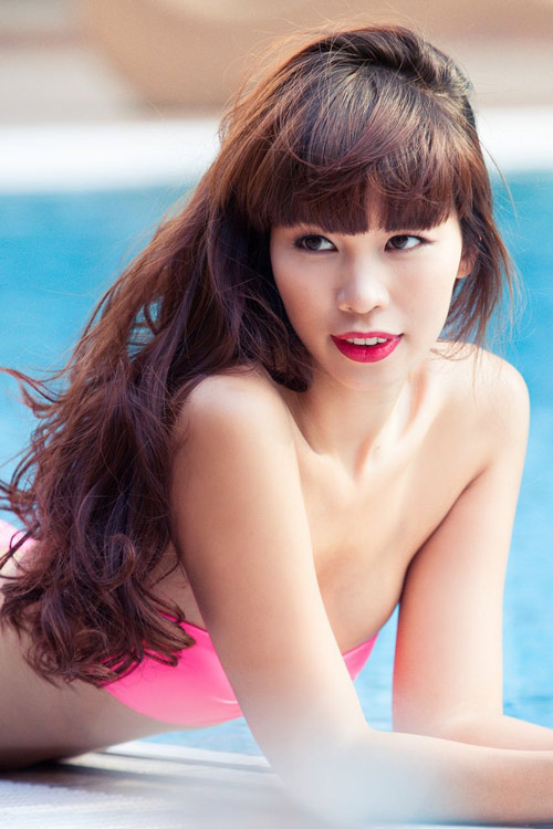 Hà Anh,Siêu mẫu Hà Anh,Hà Anh bikini