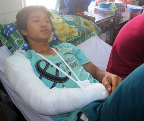 Nam thanh niên bị hành hung,Nam thanh niên bị cắt lưỡi,Côn đồ đánh người,Cắt lưỡi trả thù