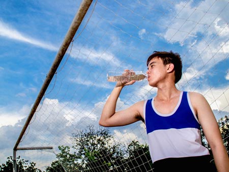 sỏi thận,ăn gì khi bị sỏi thận,bị sỏi thận cữ ăn gì,PGS,PGS TS BS Vũ Lê,HCM,BV Bình Dân TP HCM