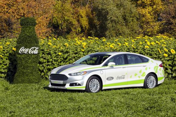 PlantBottle,Coca-Cola,ghế,tựa đầu,ốp cửa,nóc xe,rèm chắn nắng trong Ford Fusion