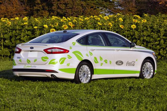 PlantBottle,Coca-Cola,ghế,tựa đầu,ốp cửa,nóc xe,rèm chắn nắng trong Ford Fusion