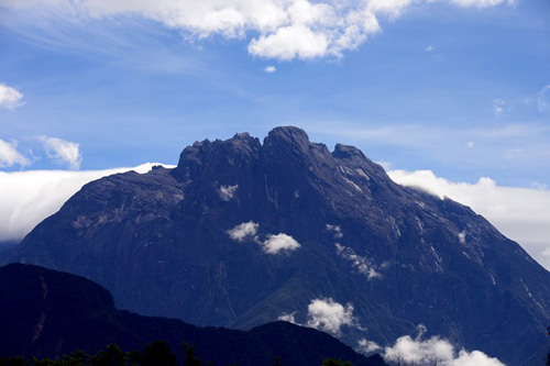 Núi cao nhất Đông Nam Á,Du lịch Malaysia,Núi Kinabalu