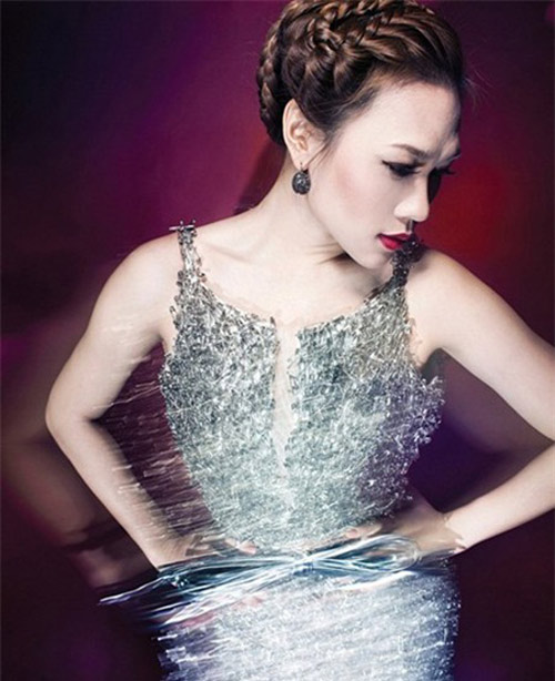 Showbiz việt,Ca sĩ việt,Cát xê sao việt,Mỹ Tâm,Đàm Vĩnh Hưng,Angela Phương Trinh
