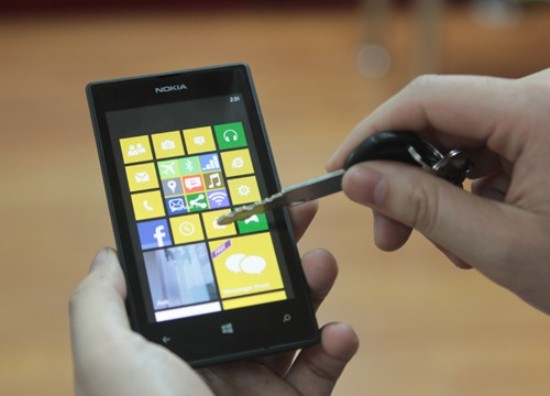 Smartphone giá rẻ,Samsung Galaxy Ace 3,Sony Xperia M,Nokia Lumia 625