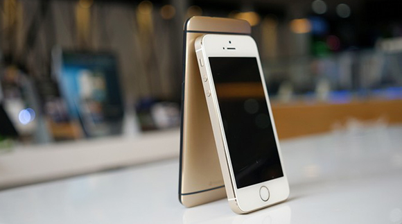 iPhone 5S Gold,HTC One vàng,Smartphone Cao cấp