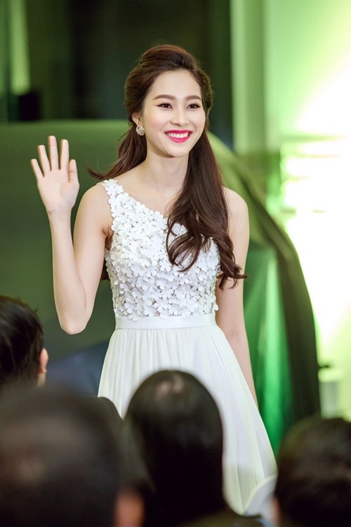 Showbiz Việt,Mỹ nhân việt,Trang Nhung,Hồ Quỳnh Hương,Đặng Thu Thảo
