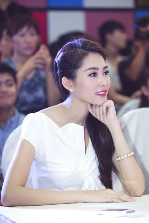 Showbiz Việt,Mỹ nhân việt,Trang Nhung,Hồ Quỳnh Hương,Đặng Thu Thảo