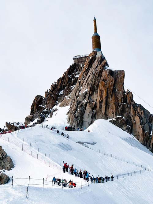 Nóc nhà của châu Âu,Step Into The Void,Núi Aiguille du Midi