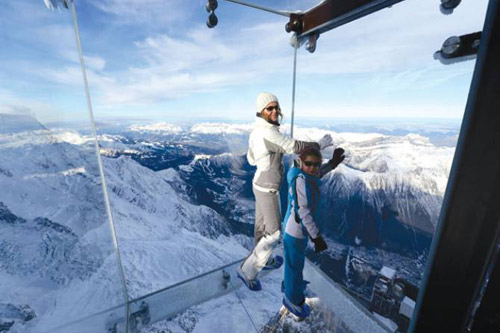 Nóc nhà của châu Âu,Step Into The Void,Núi Aiguille du Midi