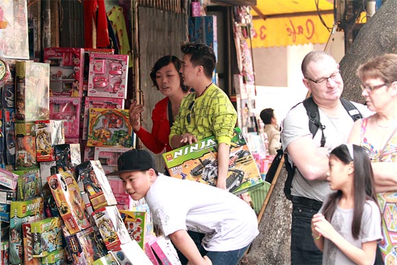 Đàm Vĩnh Hưng,Mr Đàm,Đàm Vĩnh Hưng dạo phố Hà Nội