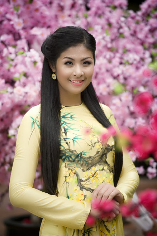 Hoa Hậu Tuổi Tỵ,Oxana Fedorova,Vu Văn Hà,Hòa hậu Ngọc Hân