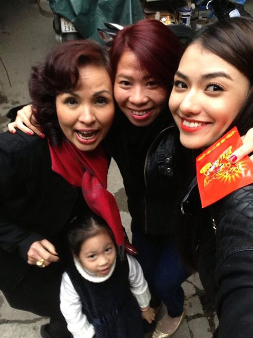 Sao việt,sao việt đón tết,Angela Phương Trinh,Mỹ Tâm,Thu Minh