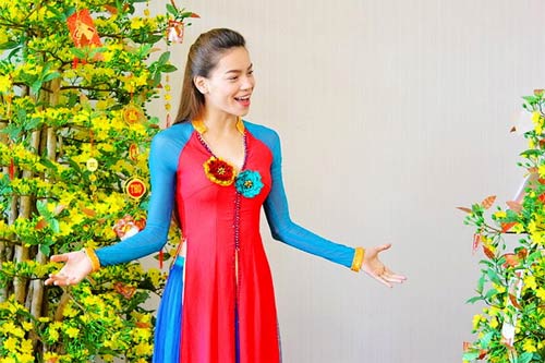 Sao Việt,Hồng Quế,Hồ Ngọc Hà,Năm nhâm thìn
