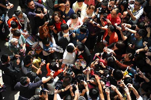 Chuyện lạ 4 phương,chuyện lạ thế giới,phi thường,Đám cưới đồng tính