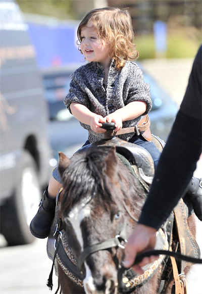 Stylist Rachel Zoe,Skyler,Sao nhí