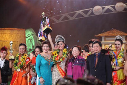 Hoa hậu các dân tộc Việt Nam 2013,Hoa hậu các dân tộc Việt Nam,Hoa hậu việt nam