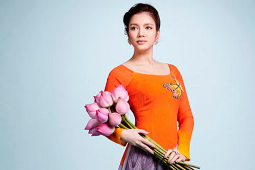 Lý Nhã Kỳ 2013,Đại sứ du lịch 2012,Diễn viên Lý Nhã Kỳ