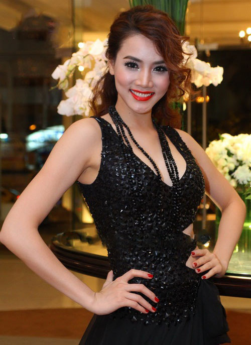 Lỗi trang điểm,Mỹ nhân việt,Chung thục quyên 2013,Mai Phương thúy 2013
