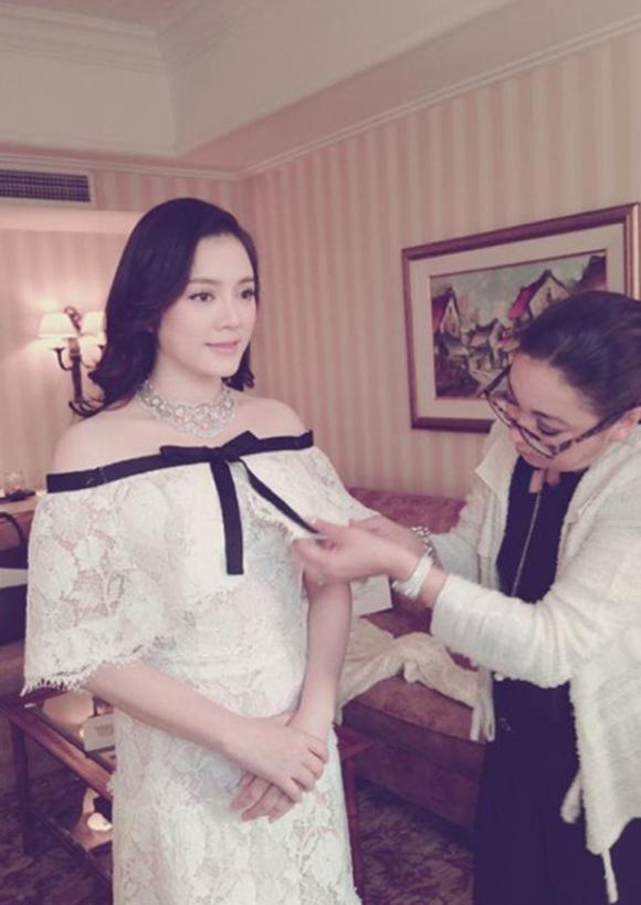 Lý nhã kỳ 2013,Đại sứ Du lịch Việt Nam 2012,Diễn viên Lý nhã kỳ