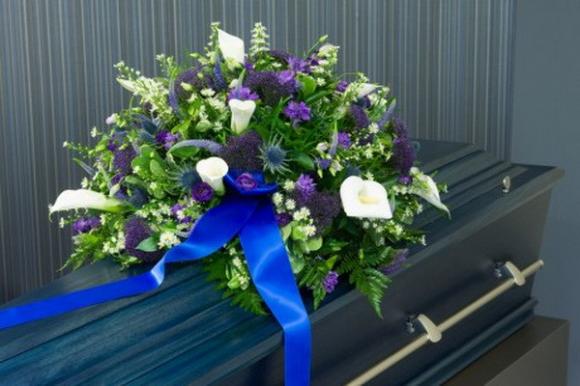 Chuyện lạ 4 phương,chuyện lạ thế giới,phi thường,sống với xác chết