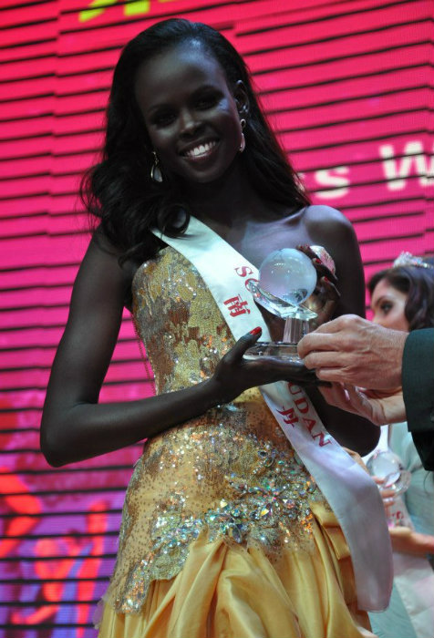 Hoa hậu Nam Sudan,Hoa hậu của các Hoa hậu,Miss Grand Slam 2013,Hoa hậu thế giới,Hoa hậu Atong DeMach