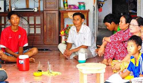 Hào Anh,Vụ tra tấn dã man bé Hào Anh,Hào Anh ăn trộm,Bạo hành trẻ em