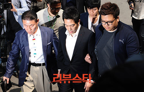 MC Go Young Wook,Scandal Sao hàn,Go Young Wook cưỡng hiếp trẻ em,Go Young Wook 2013