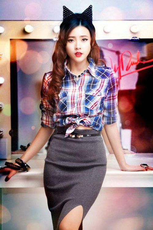 Mỹ nhân việt,Thời trang sao việt,váy bút chì xẻ,Sao việt sexy