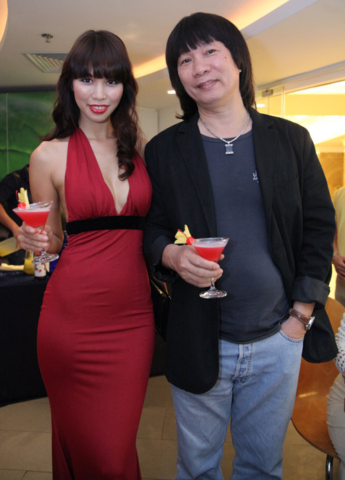 Siêu mẫu Hà Anh,Cha con Hà Anh,Bố của Hà anh,ca sĩ Thu Phương