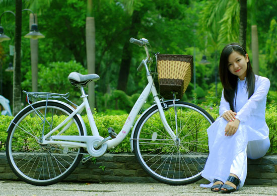 Nhạc việt,MV việt,Thiếu nữ Việt,Angela Phương Trinh 2013,Hương Giang Idol