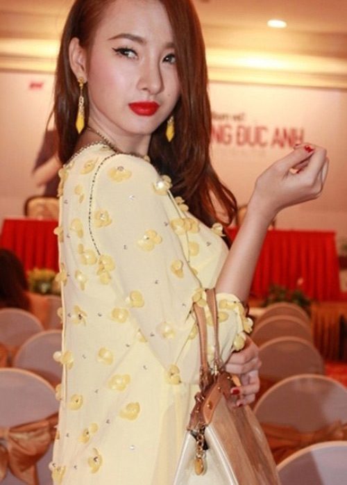 angela phương trinh,bà mẹ nhí,Angela phương trinh phẫu thuật thẩm mỹ,Angela Phương Trinh nâng ngực