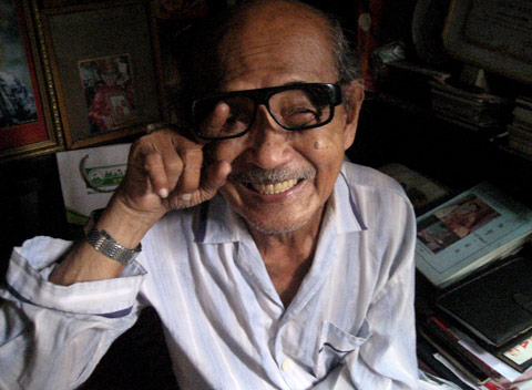 NSƯT Hồ Kiểng,NSƯT Hồ Kiểng qua đời,NSƯT Hồ Kiểng 2013,Nghệ sĩ Văn Hiệp,Văn Hiệp 2013