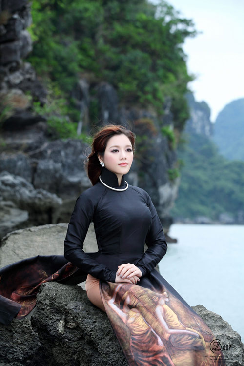 Lý nhã kỳ 2013,Đại sứ Du lịch Việt Nam 2012,Diễn viên Lý nhã kỳ