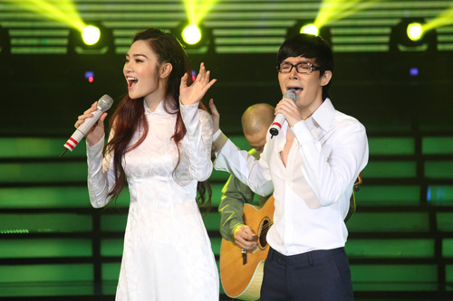 Cặp đôi hoàn hảo 2013,Ca sĩ Vy Oanh,MC Trấn Thành,Mc Phan Anh,Phan Đình Tùng 2013,Đạo diễn Lê Hoàng