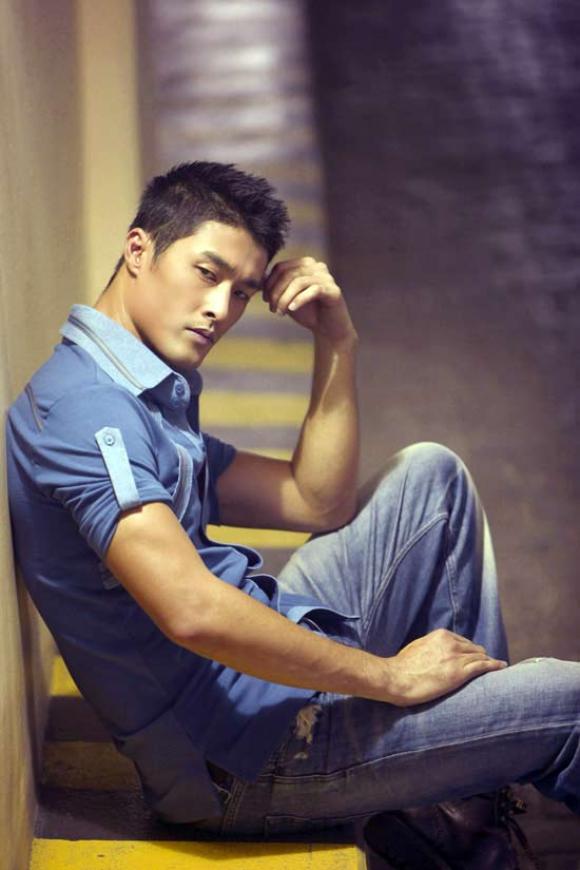 Johnny Trí Nguyễn,Bụi đời chợ lớn,Ngô Thanh Vân,Lý Liên Kiệt