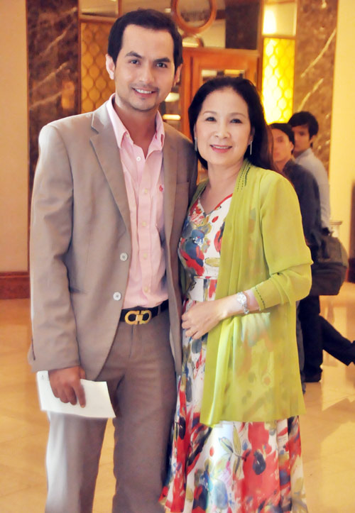 Việt Trinh 2013,Diễn viên Việt Trinh,Người đẹp tây đô,Vợ của chồng tôi