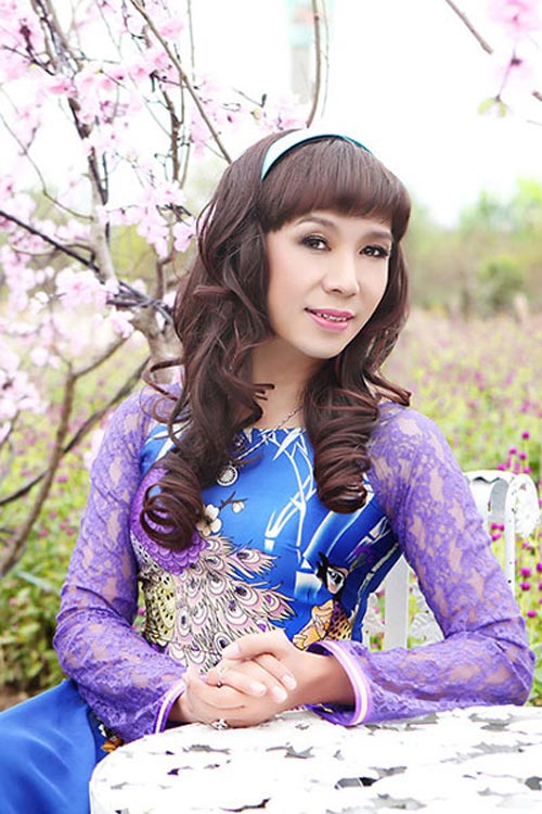 Showbiz Việt,Lâm Chi Khanh,Ca sĩ Long Nhật NSƯT Trần Hạnh