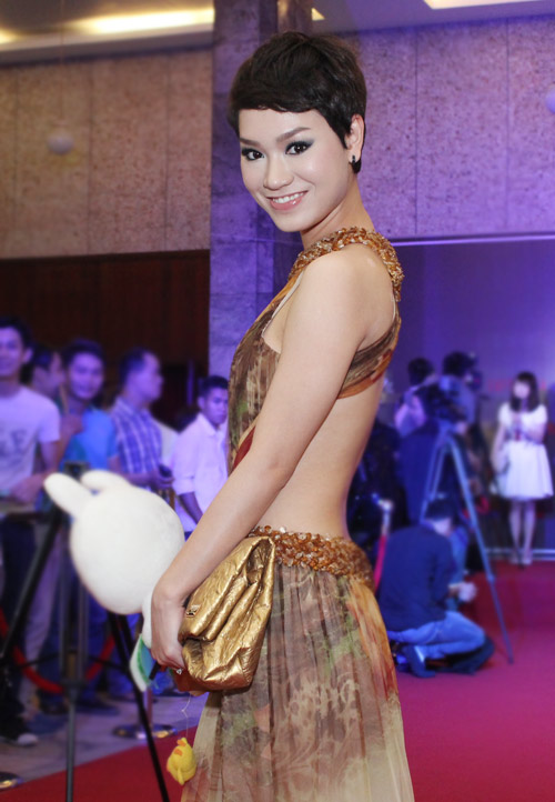 Ca sĩ Thu Minh,Thu Minh 2013,lễ trao giải Cống hiến 2013