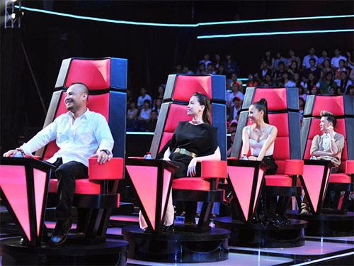 The Voice 2013,Giọng Hát Việt 2013,Hồng Nhung,Quốc Trung,Đàm Vĩnh Hưng 2013,Mỹ Linh 