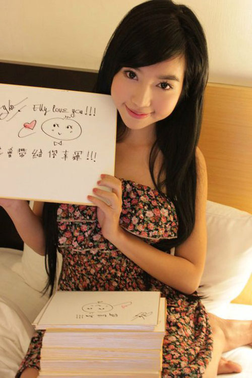 Elly Trần 2013,Hot girl Elly Trần,Elly Trần khoe ngực,Ảnh đẹp Elly Trần