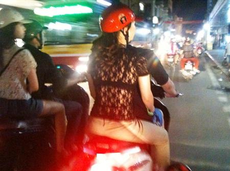 Lối sống trẻ,Giới trẻ khoe thân,Trào lưu khoe hàng