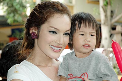 Miss Tiffany Universe 2009,Sorrawee Jazz Nattee,hoa hậu chuyển giới