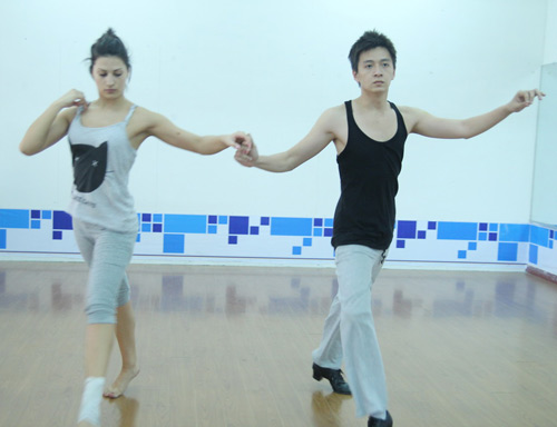 Bước nhảy hoàn vũ 2013,Ngô Kiến Huy,Ca sĩ Yến Trang,Người mẫu Ngọc Quyên