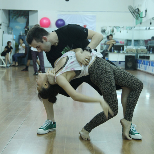 Bước nhảy hoàn vũ 2013,Ngô Kiến Huy,Ca sĩ Yến Trang,Người mẫu Ngọc Quyên,Vy Oanh