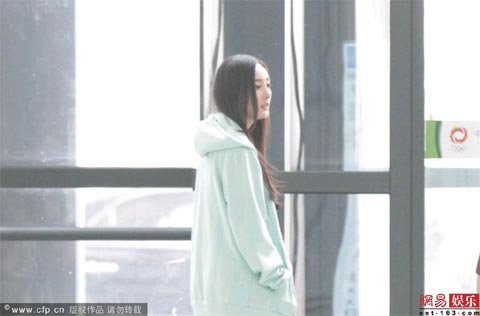 Dương Mịch,Dương Mịch đã vào nhầm nhà vệ sinh,người yêu Lưu Khải Uy