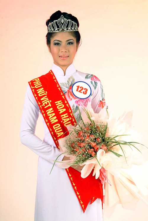 Hồ Ngọc Hà 2013,Ca sĩ Quang Dũng,Hoàng Thùy Linh,Diễn viên Chi Bảo